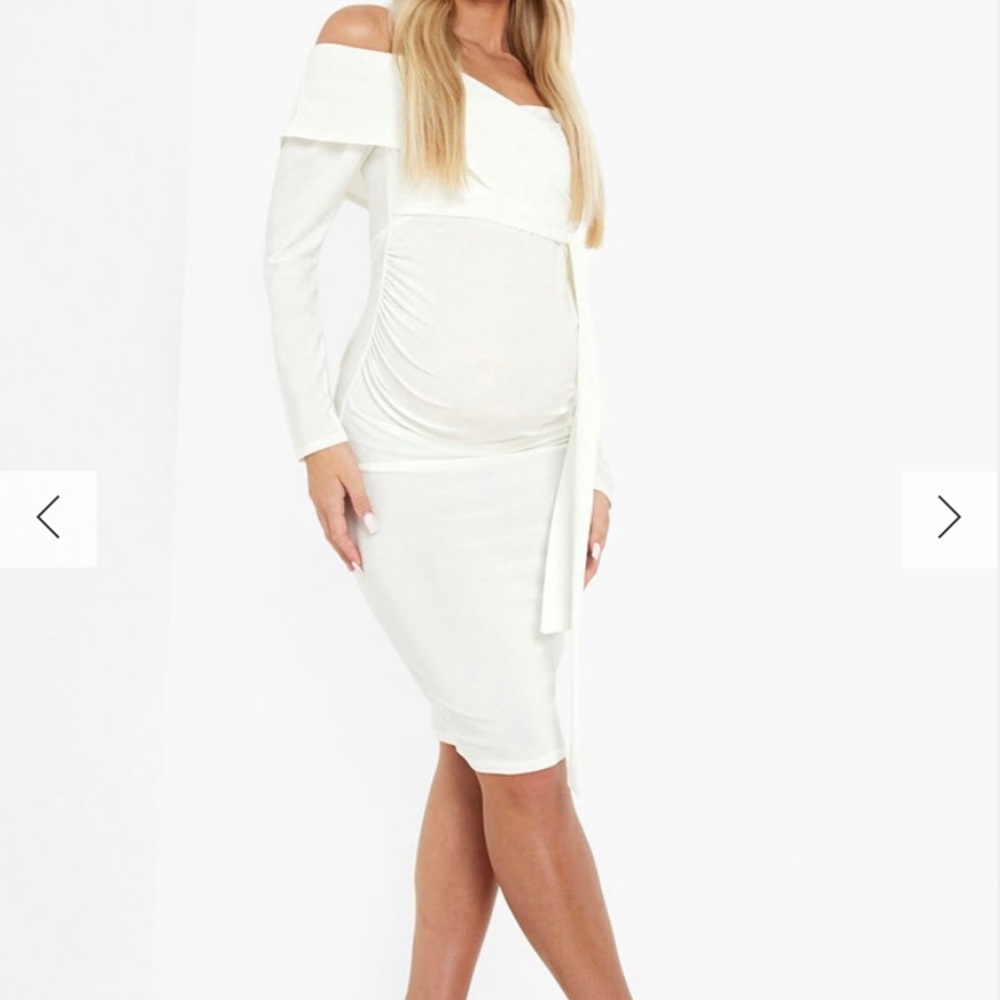 Boohoo maternity dress